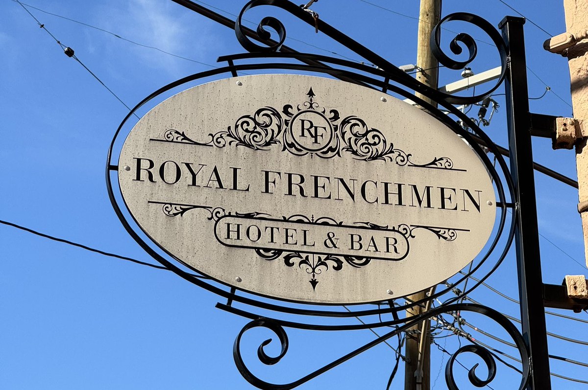 hugh_stiel's tweet image. Royal Frenchmen Hotel Bar in #NewOrleans is perfect for small to medium events with up to 250 guest. 
Reasons to book our property at 504-619-9660 or visit RoyalFrenchmenHotel.com   
#Weddings 
#Receptions 
#DinnerParies
#BatchelorParty’s 
#Honeymoons 
#Birthdays 
#Reunions…