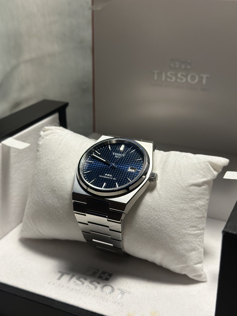 mohdradhifauzan's tweet image. &quot;Hate your job, but love the life it pays&quot; 

#WorkAnniversary #ThanksJava #Reward #NullPointerException