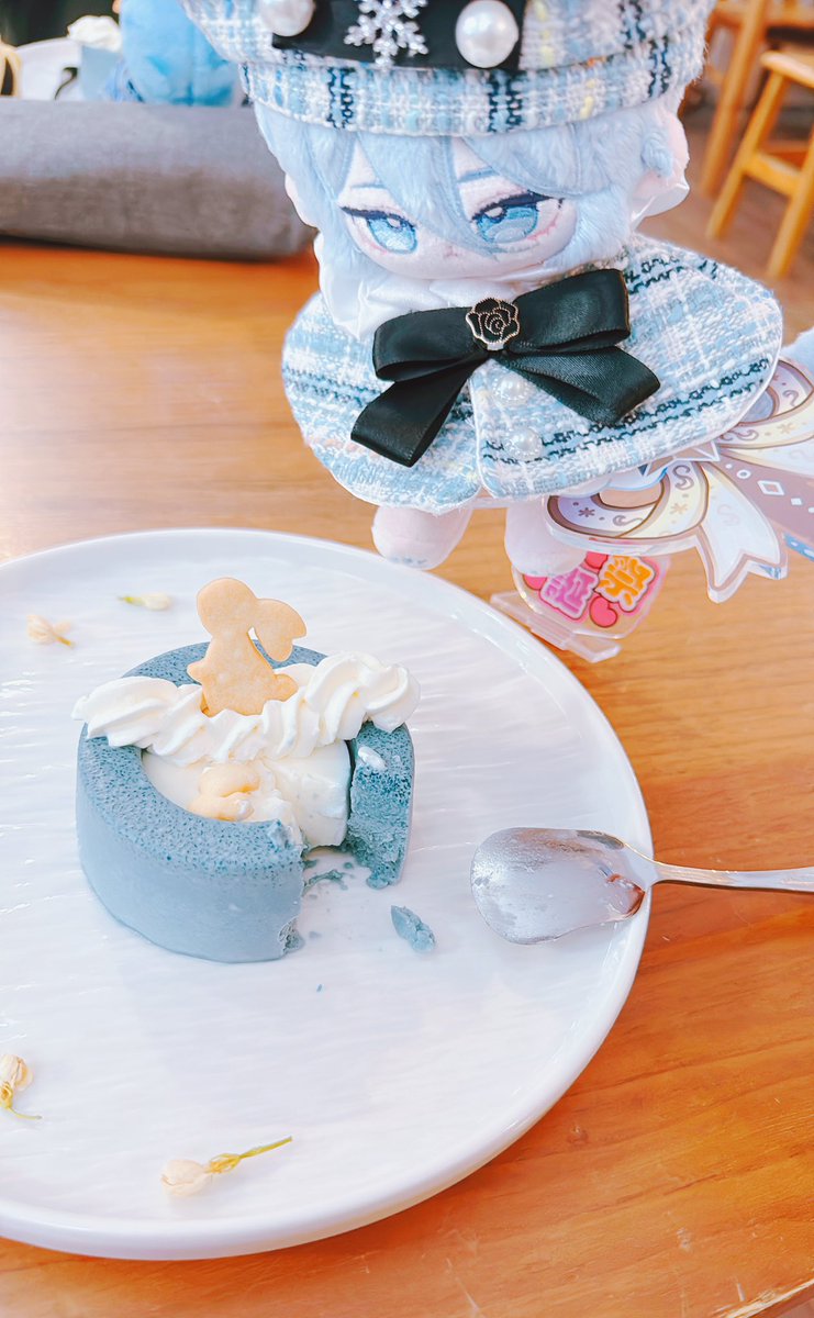cher761013's tweet photo. 跟婆度過美好的午後時光🥰💙

#艾意蒙生 https://t.co/vVMENluSTQ
