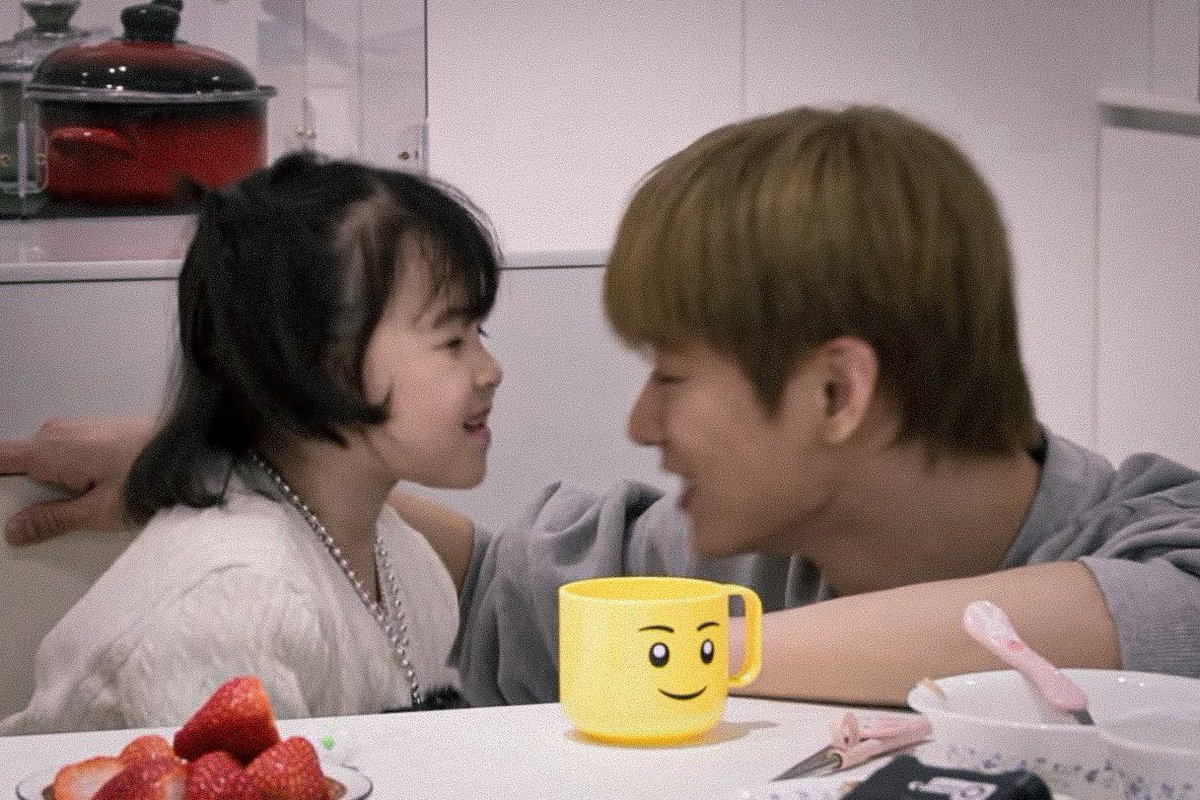 KISSYJEONS's tweet photo. girl dad ♡ https://t.co/IXip6qysmm