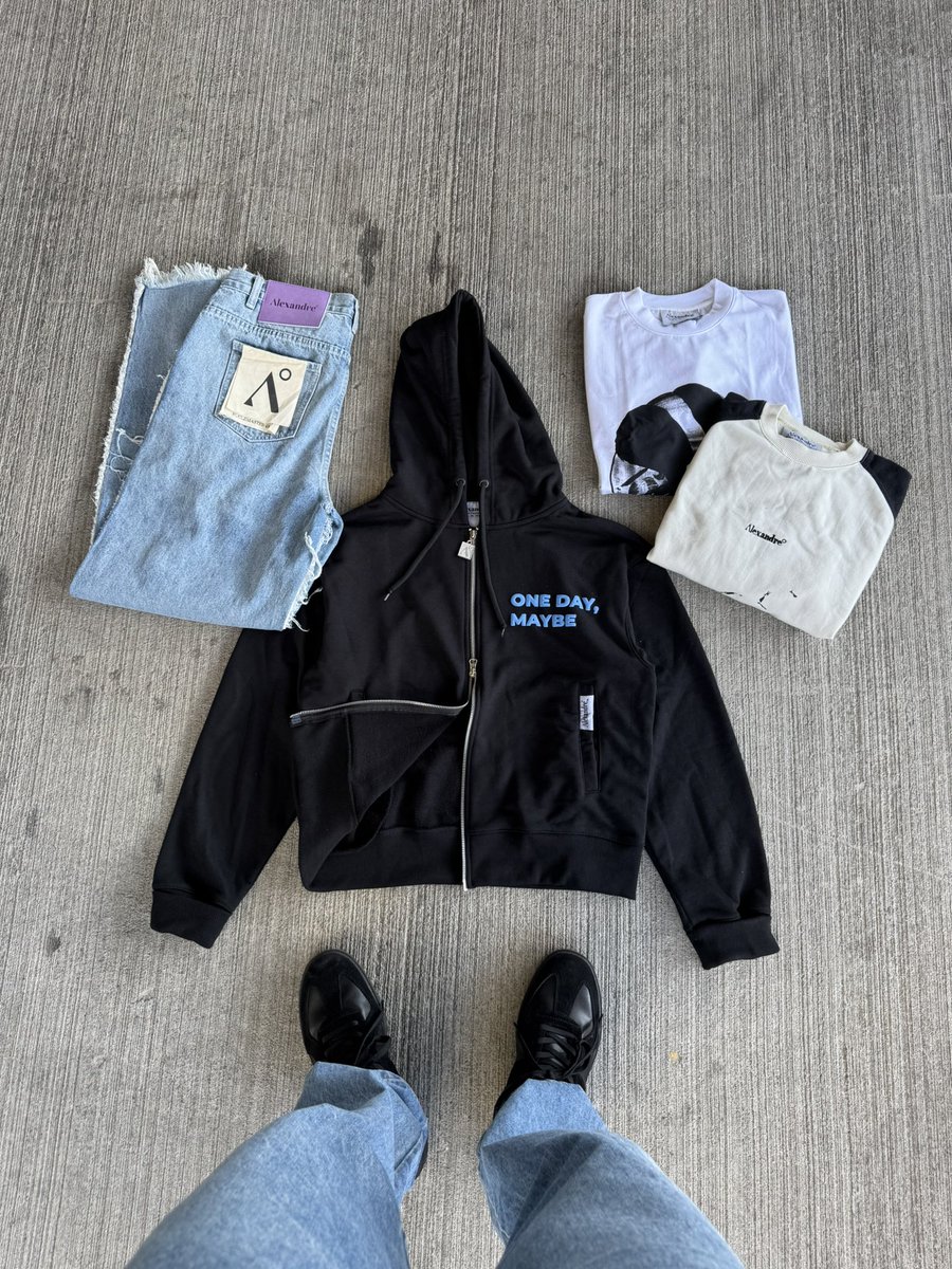 New pieces available this Sunday [3/23].
Alexandreorr.com