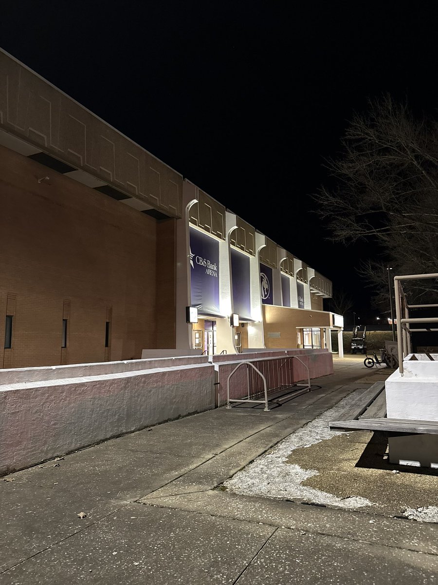 Benjamin Ray tweet media