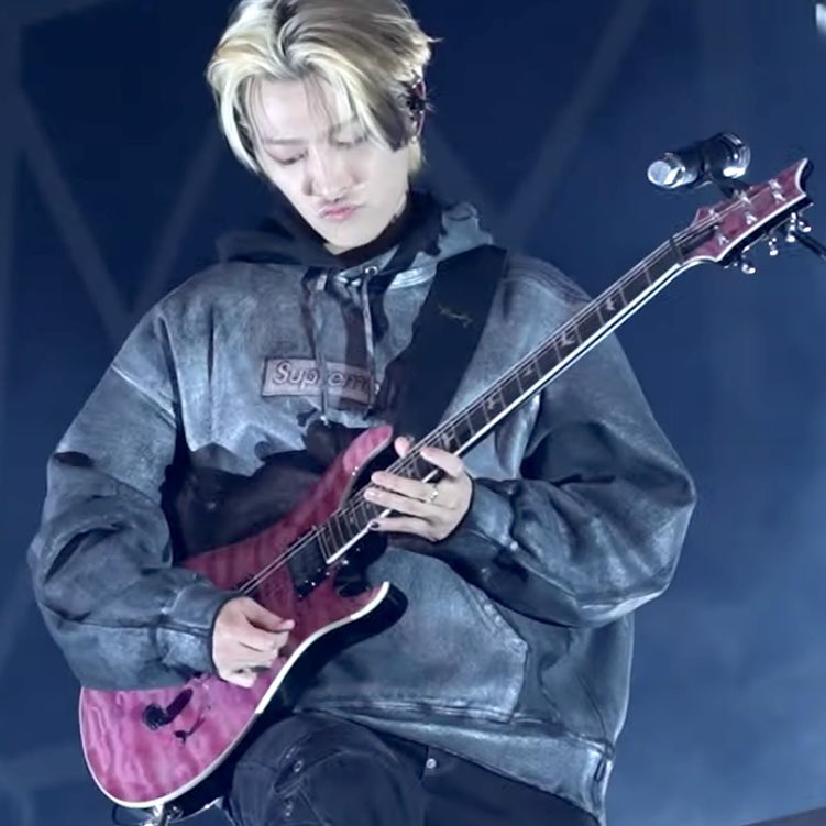 hjoongss's tweet photo. #needhim https://t.co/QVRgapr71s