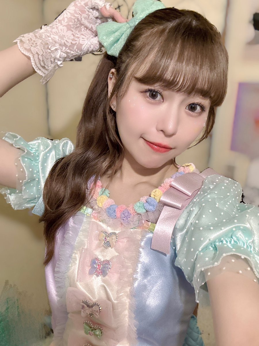 zippys_minmin's tweet photo. break;ありがとうございました❤︎

みんなでわいわい大喜利をしたり歌ったり愉快な日でした🌟☺️
大喜利は思いつくときは思いつくんだけど、思いつかない時は困ってしまう！
でも最初ダンスだって踊れなかったし、練習したらもっと面白い人間になれるのかな🐼！？(どこを目指している？)

#眠眠SETLIST https://t.co/i7fdaOcaxX