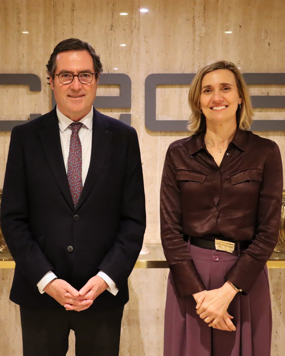 📣 ¡bp se une a <a href="/CEOE_ES/">CEOE</a>  para impulsar un modelo energético seguro, asequible y responsable en España, fortaleciendo el diálogo empresarial y aportando nuestra experiencia en el sector!

Conoce más sobre nuestro compromiso con el futuro energético 👉 bp.com/es_es/spain/ho…