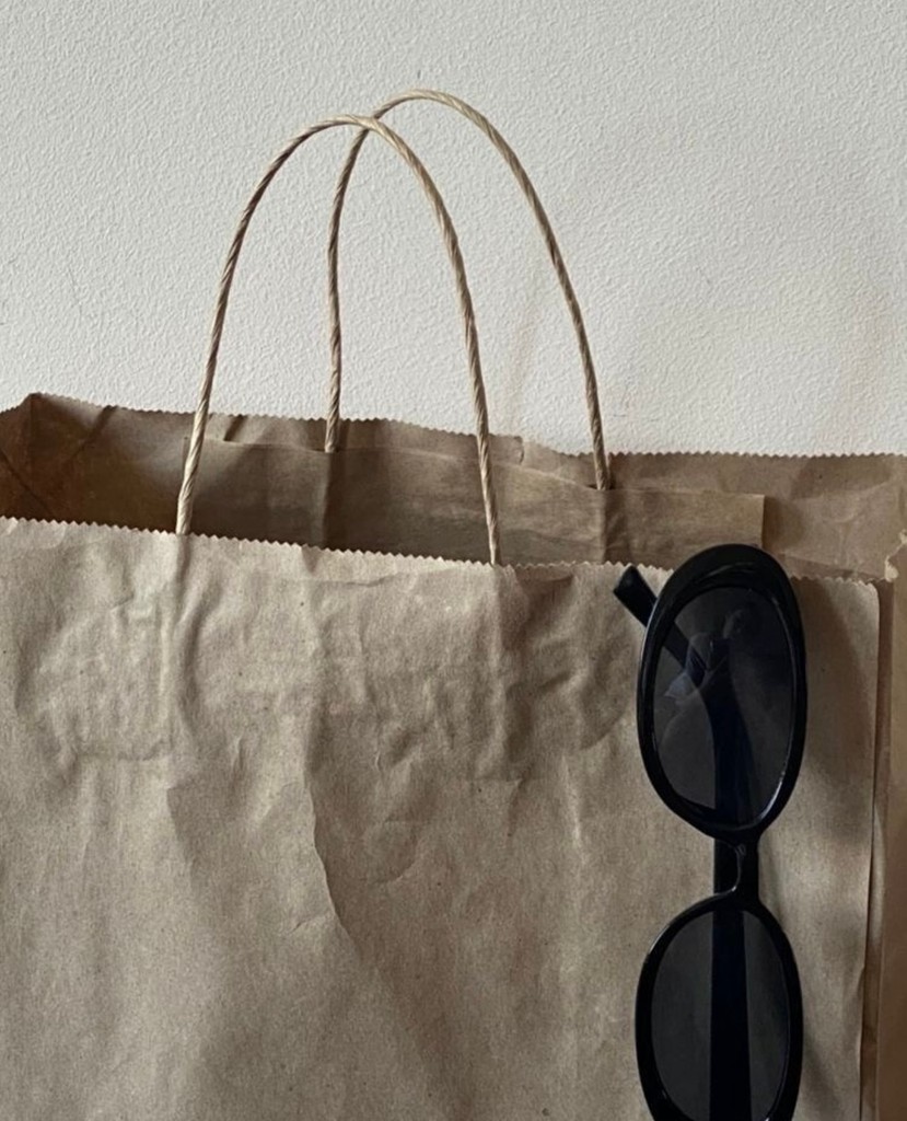 fast fashion is hurting our planet, but at belli, we’re committed to doing things the right way, no matter how long it takes. we believe in slow fashion, sustainability, and creating pieces that last. because the earth deserves better and so do you. 💛⁠
⁠
⁠
⁠

⁠