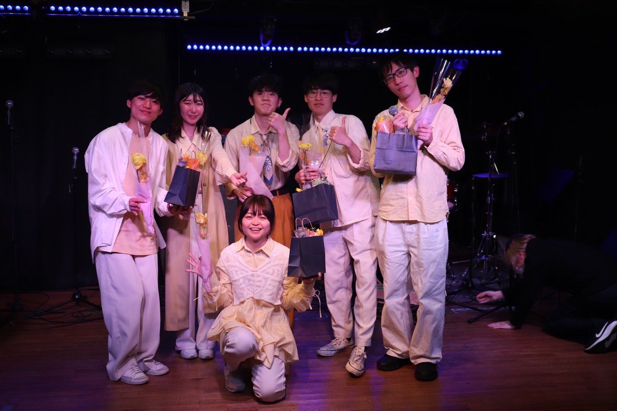 1年間応援していただきありがとうございました！またうたえますように！！

#まほ日記
#感謝