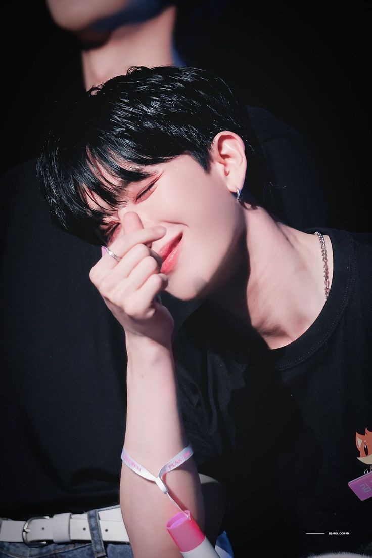 BBANGBONG3355's tweet photo. 하.. https://t.co/n8e2HcImCR
