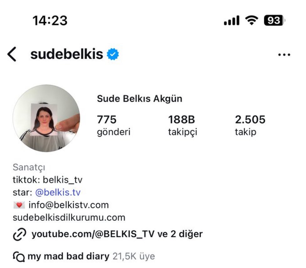 TheAyico's tweet photo. kandilden paylaşım yapma izni çıkmadı herhalde en büyük muhalifim diye gezip milleti akpli ilan ediyordu yıllardır akdumun dağ eşşeği https://t.co/nXhoYHNcgz