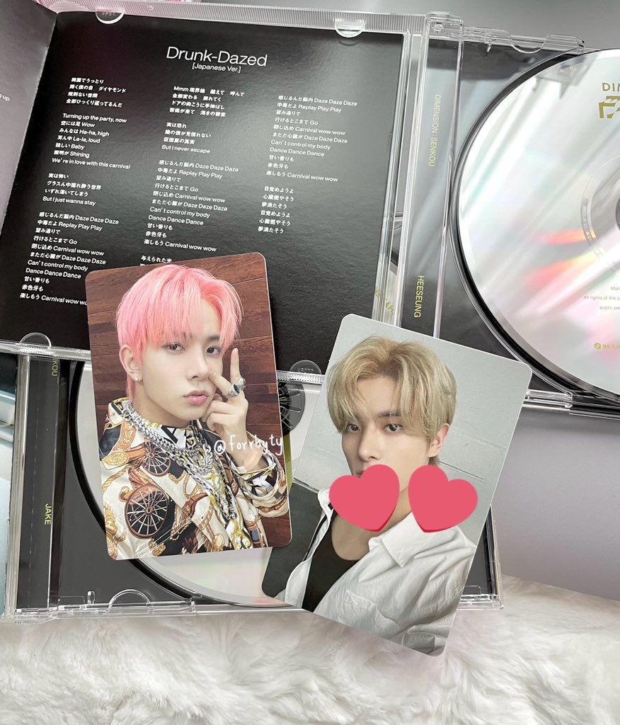 forrbyty's tweet photo. wts/ พร้อมส่ง 💘

🚏ใบละ 200฿ รวมส่ง
📲 dm only

ฮีซึง DIMENSION: Senkou (solo jacket) ฮีซึงเสี่ย

#ตลาดนัดenhypen ตามหา https://t.co/i5sUdSifOQ