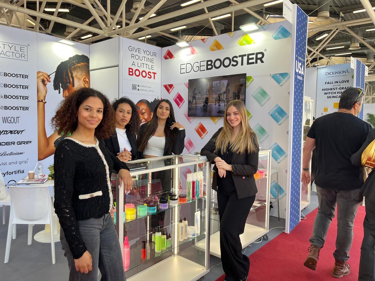 Exhibition Girls Ltd tweet media