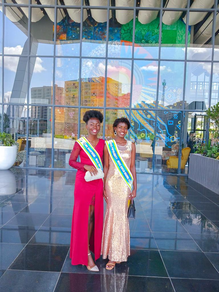 GwsTrend's tweet photo. Nos Miss Queen Ngoma sont présentes à l'East Africa Art &amp; Culture Festival en Éthiopie ! Gitega est fièrement représentée par la 1ère dauphine Annie Lauriane et Miss Popularity Ange Gyslaine. #Culture #EastAfrica #MissQueenNgoma https://t.co/MlAxYNH5am
