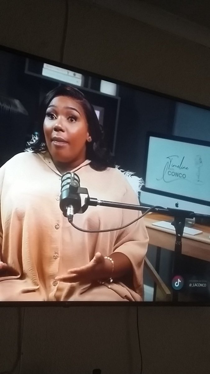 Mrs Mom 👑 tweet media