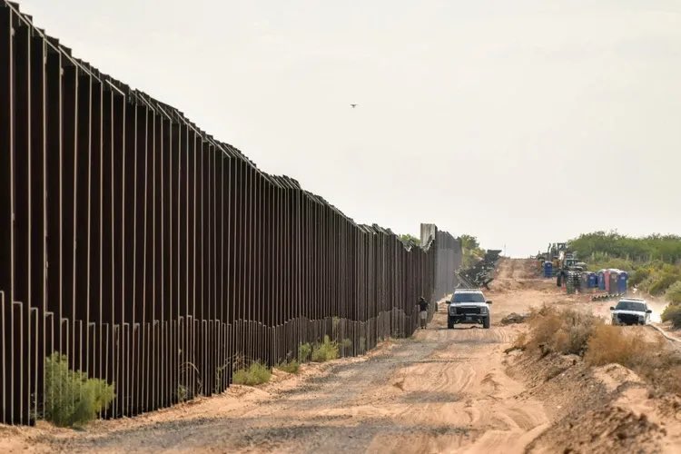 The Sentinel tweet media