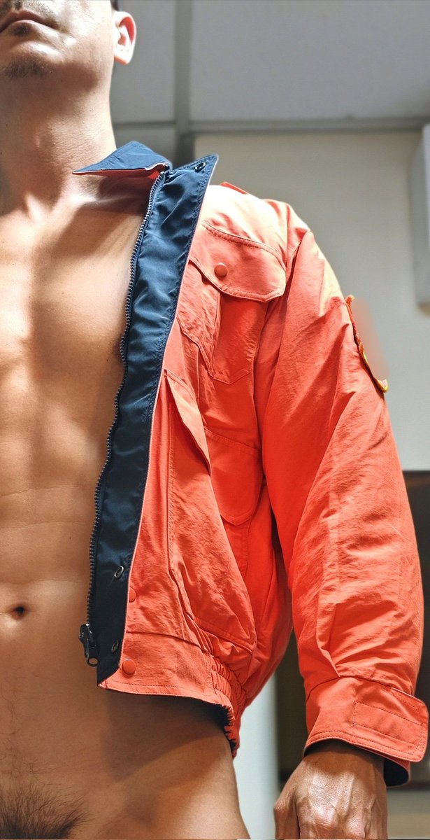 Webin1069 tweet media