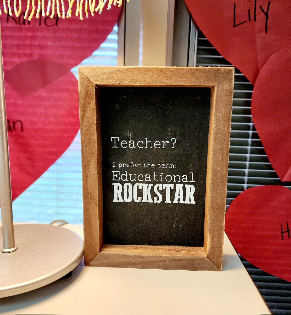 Thursday vibes⭐️😎 #theslate #itsworthit