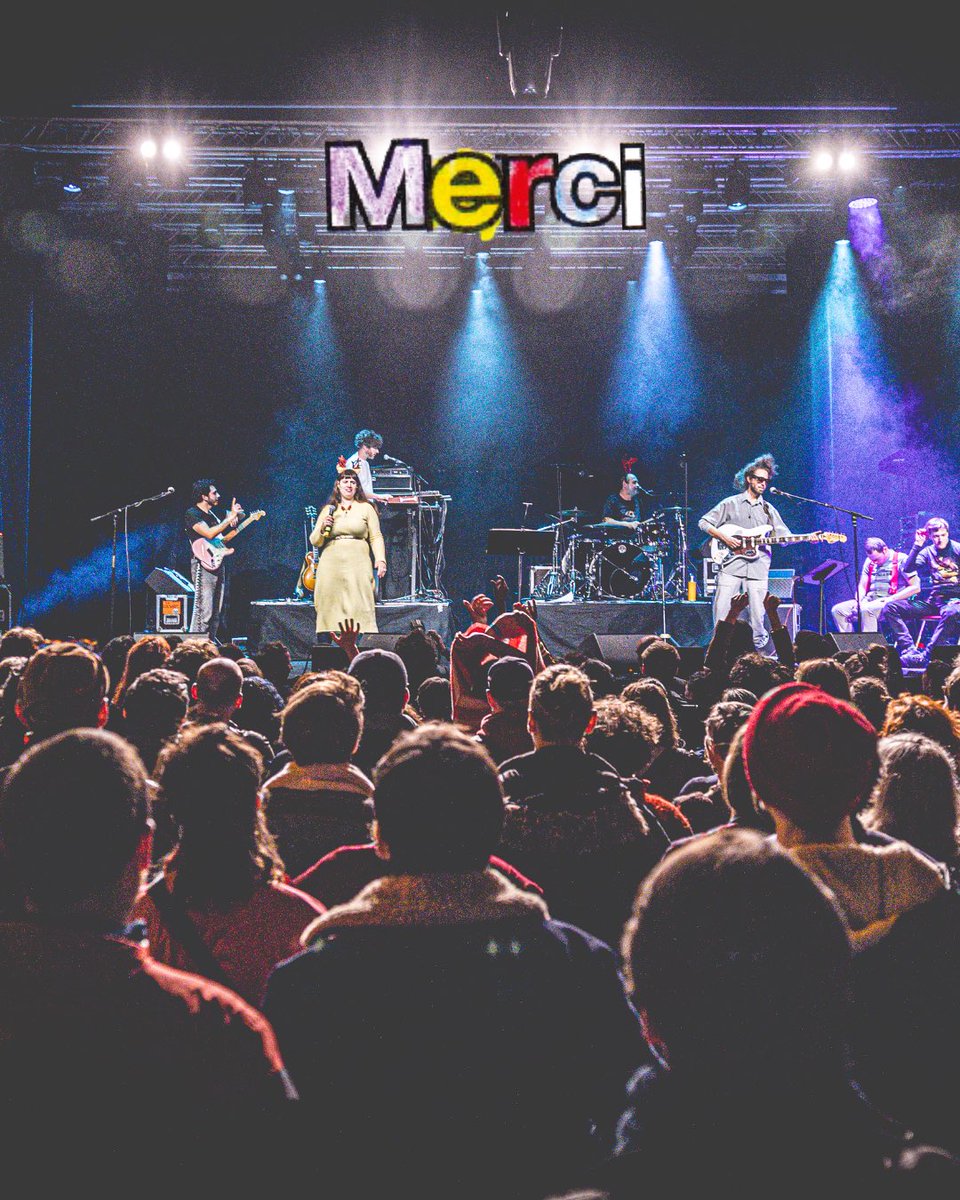 ☀️ 𝗠𝗘𝗥𝗖𝗜  

Le festival Bordeaux Rock c'est un moment suspendu où les guitares sonnent le glas de l'hiver et ouvrent la voix à 4 jours de concerts électriques, de découvertes et de kiff! Cette 21ème édition a été magique. 

#BordeauxRock #MERCI

📸 Olivier Seguin