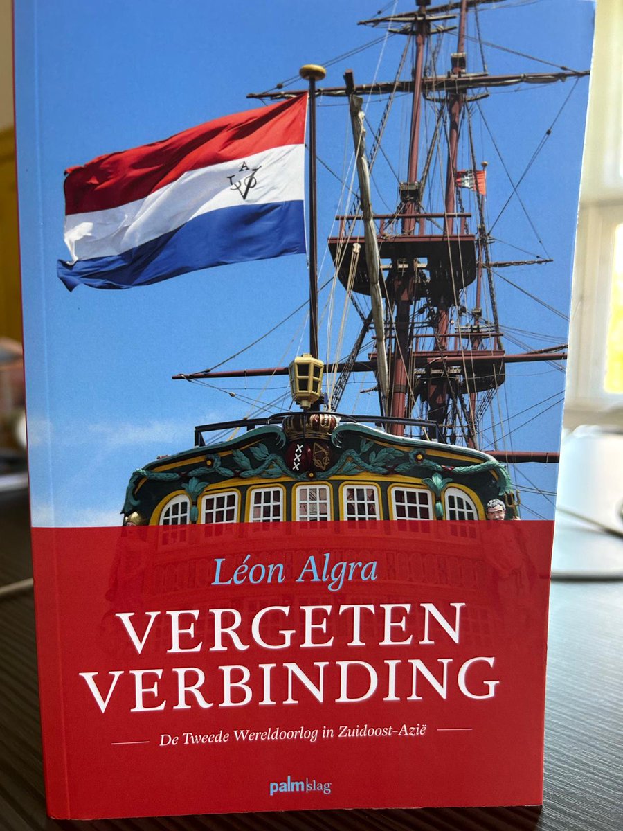 Walter van Dijk (@wvdvvdzeist) on Twitter photo Vanochtend het nieuwe boek van de Zeister schrijver en dichter Leon Algra in ontvangst mogen nemen. Een hele eer. Onder meer gesproken over 80 jaar vrijheid dat we binnenkort ook in Zeist groots zullen gaan vieren: zeist.nl/projecten/proj… <a href="/algra_leon/">Leon Algra</a> Vanochtend het nieuwe boek van de Zeister schrijver en dichter Leon Algra in ontvangst mogen nemen. Een hele eer. Onder meer gesproken over 80 jaar vrijheid dat we binnenkort ook in Zeist groots zullen gaan vieren: zeist.nl/projecten/proj… <a href="/algra_leon/">Leon Algra</a>