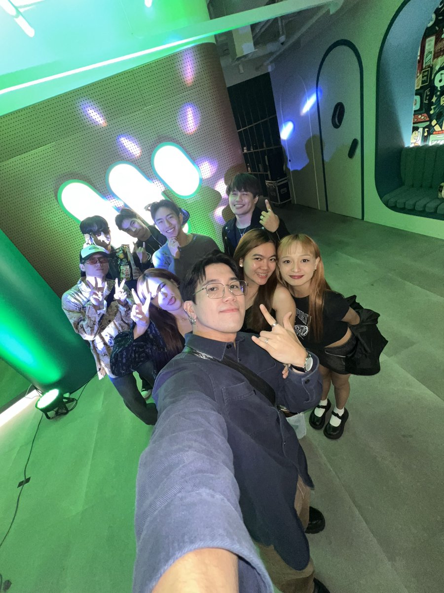 Gaganda naman at ang g gwapo 🫶

1st One - 'Alam Mo Ba' Single is OUT NOW! Stream na 🔥

ALAM MO BA RELEASE
<a href="/1stoneOfficial/">1ST ONE</a> #1stOne
#1stOne_AlamMoBa #DareToSeeTheShow