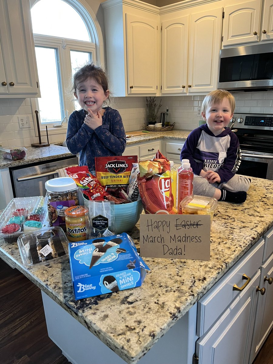JAMN_All_Day's tweet photo. A tradition unlike any other! So very lucky ♥️ https://t.co/dgkaJh5lga