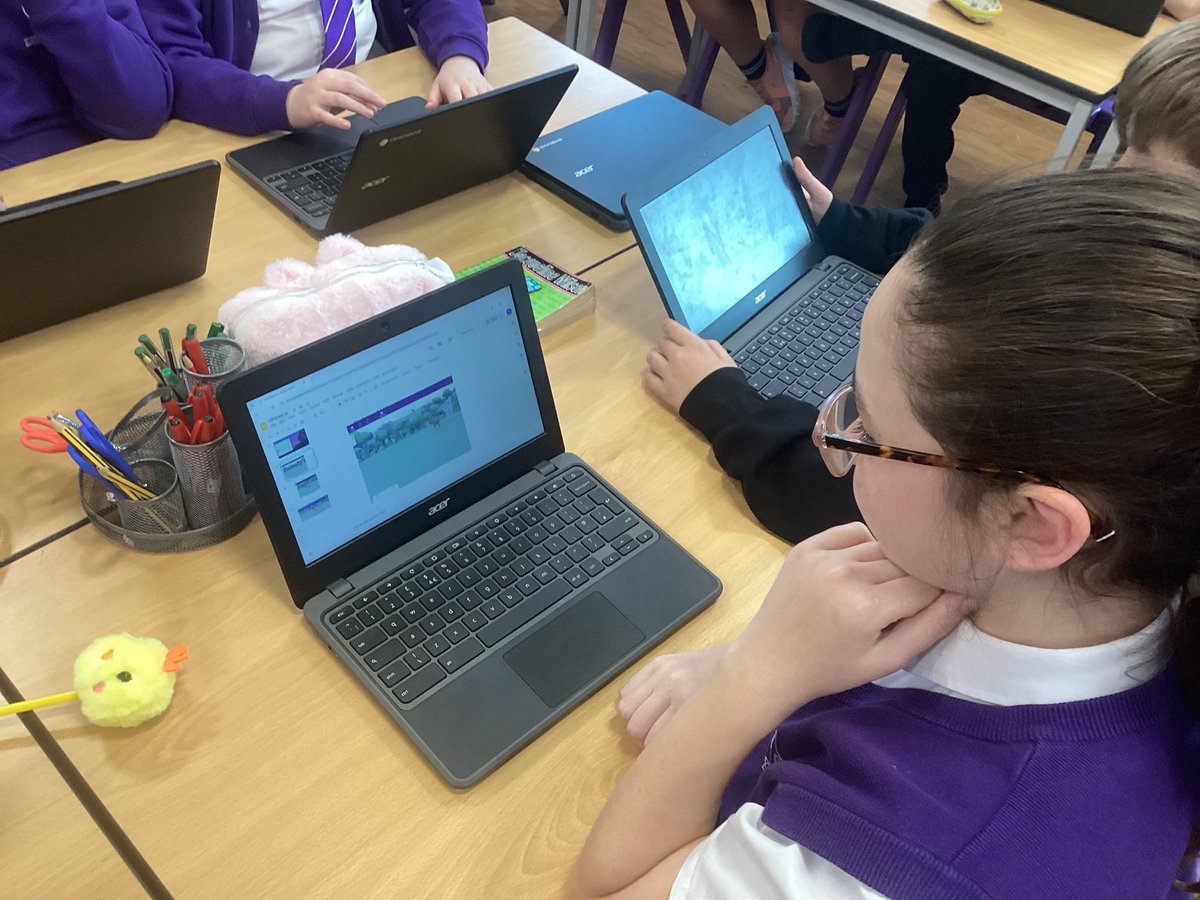 StGerardsWidnes's tweet photo. Class 6 are creating virtual storyboards to plan their virtual spaces on @CoSpaces_Edu #StGerardsComputing https://t.co/jdkqHOp9sb