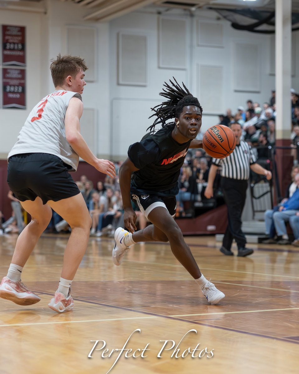 Jeff Criss of Perfect Photos stopped by the NH Sportspage Boys Senior Game on Wednesday night and captured some of the action. 

Check out the full gallery... ow.ly/el0950Vltu2