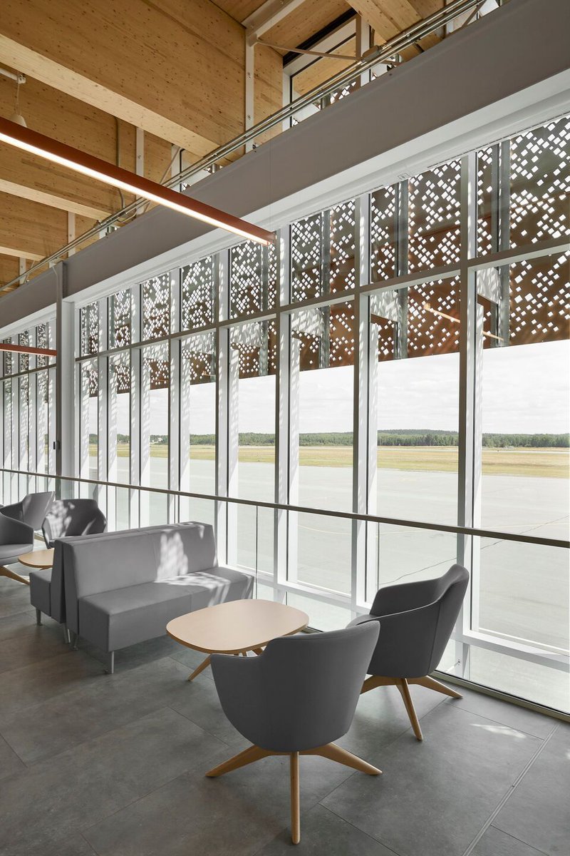 At Rouyn-Noranda Airport, <a href="/fluxwerx/">Fluxwerx</a> luminaires in a custom copper finish echo the region’s mining heritage, while timber beams and expansive glazing embrace the boreal landscape. Profile and Aperture fixtures deliver seamless illumination.
buff.ly/lhB6odV