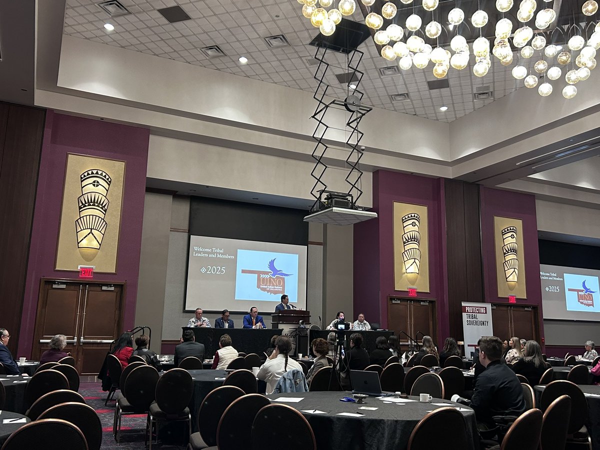 IndianNationsOK's tweet photo. Our first 2025 quarterly meeting of the United Indian Nations of Oklahoma has kicked off at @TulsaHardRock! Our host tribe, @CherokeeNation Principal Chief @ChuckHoskin_Jr is kicking us off with a welcome ahead of today’s meeting. https://t.co/cR5FeebLuc