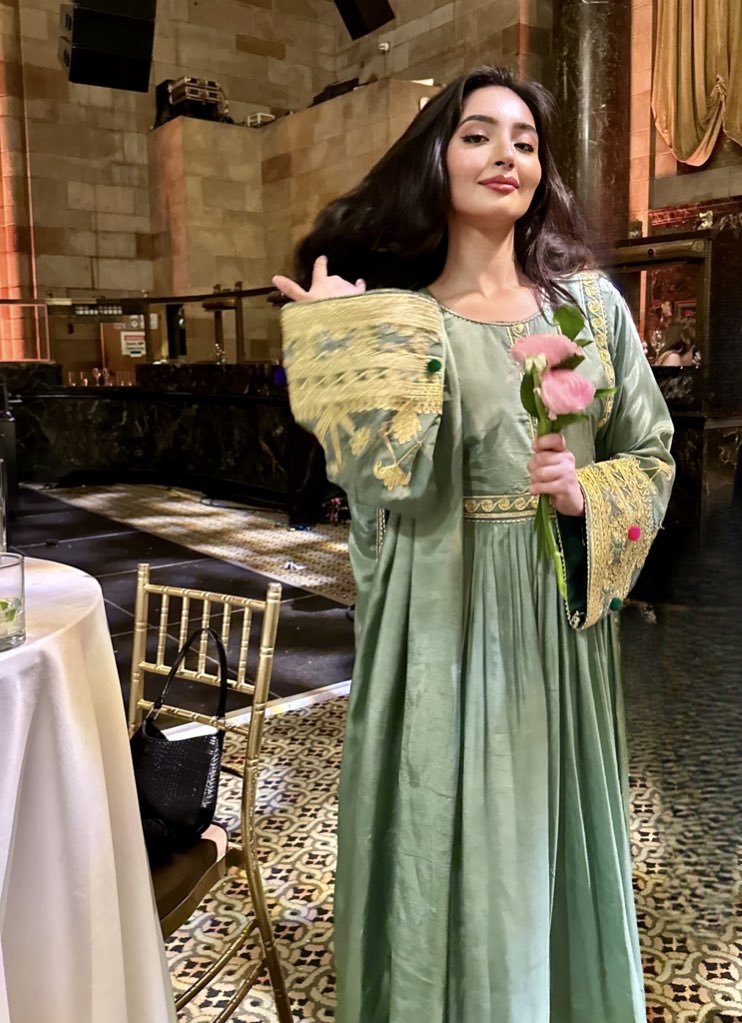 SaraWahedi's tweet image. The Taliban has banned the official celebration of Nowruz. For many Afghans,  it’s the start of the new year. In protest, we dress in our brightest colours. 

Whether Afghan women celebrate in their homes in secret, or are displaced, we resist. 
Always will.

Nowruz Mubarak!🌸