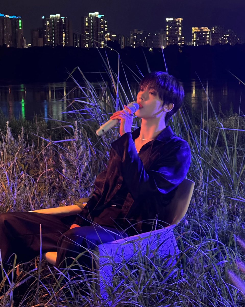 binvely_77's tweet photo. 산하의 생일 온 마음 다해 축하해
산하의 걸음 걸음엔 언제나 행복만 가득하자 💜
#스물여섯_별처럼빛나는_산하의청춘 https://t.co/x4y2RVOjMN