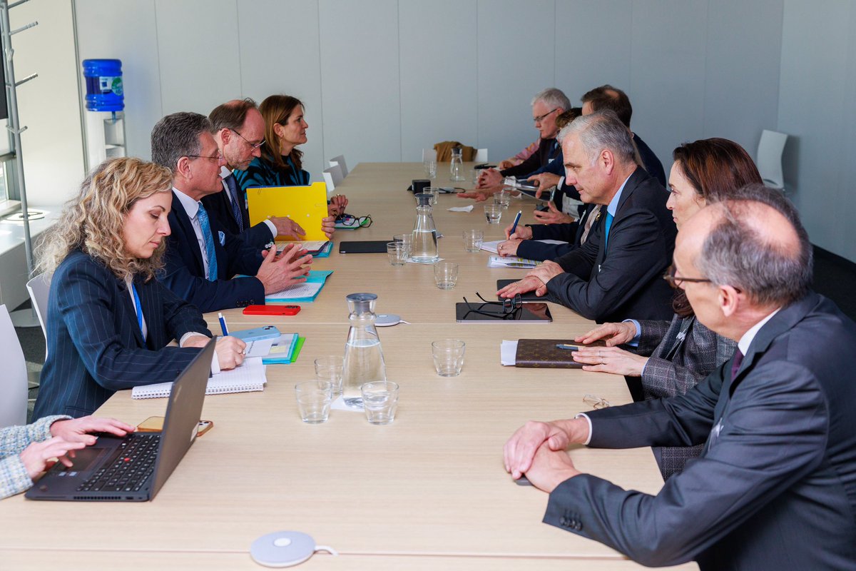 An important exchange with <a href="/EFPIA/">EFPIA</a> representatives. The EU's pharmaceutical industry is a strategic part of our economy, driving innovation. Together, we aim to fortify Europe's medicines supply chains - the <a href="/EU_Commission/">European Commission</a> is fully committed.