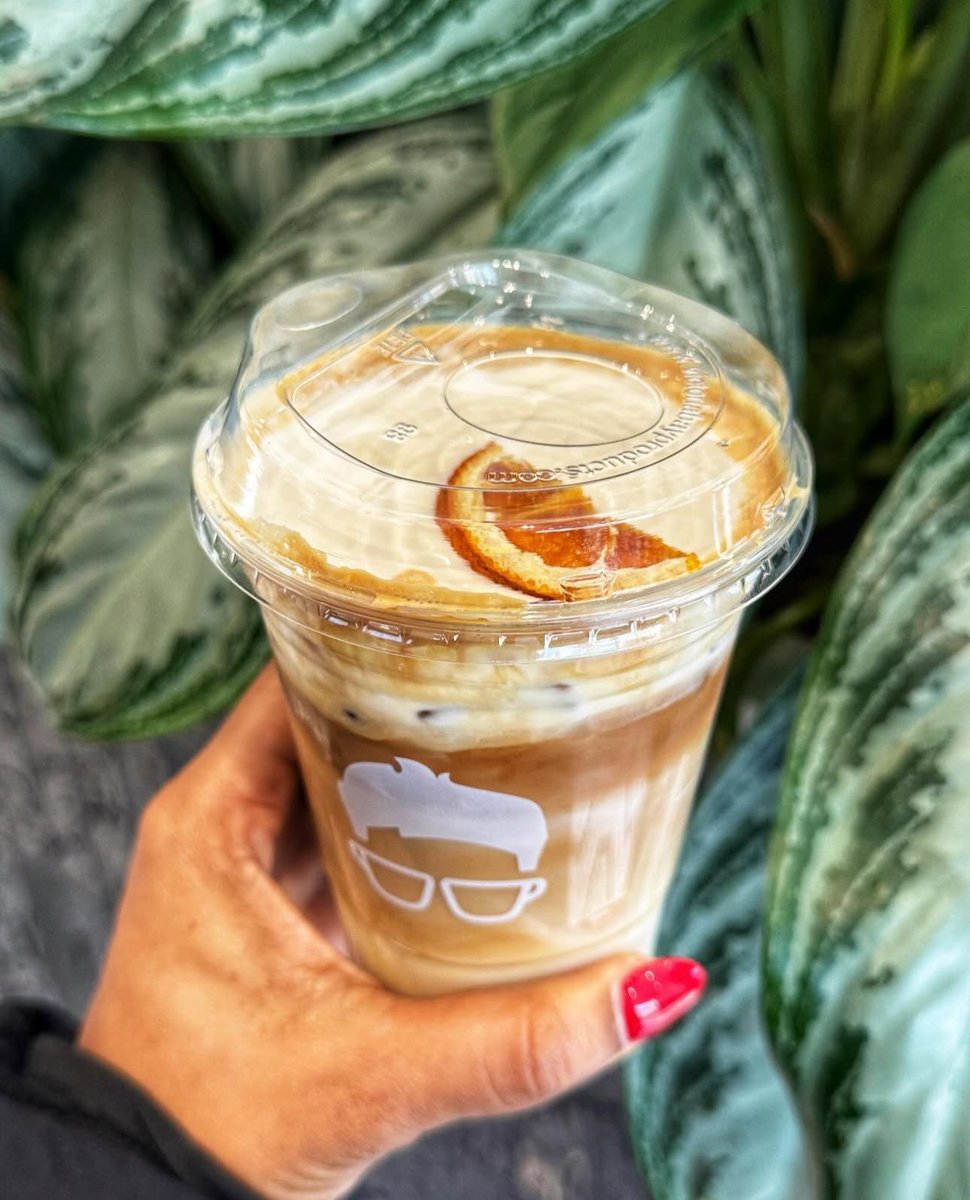 An Iced Biscotti Testerrosa. 🧊🧋 

Well, yes. 😋 <a href="/GregorysCoffee/">Gregorys Coffee</a> 

#CaribbeanBarefootJourneys #GoBarefoot