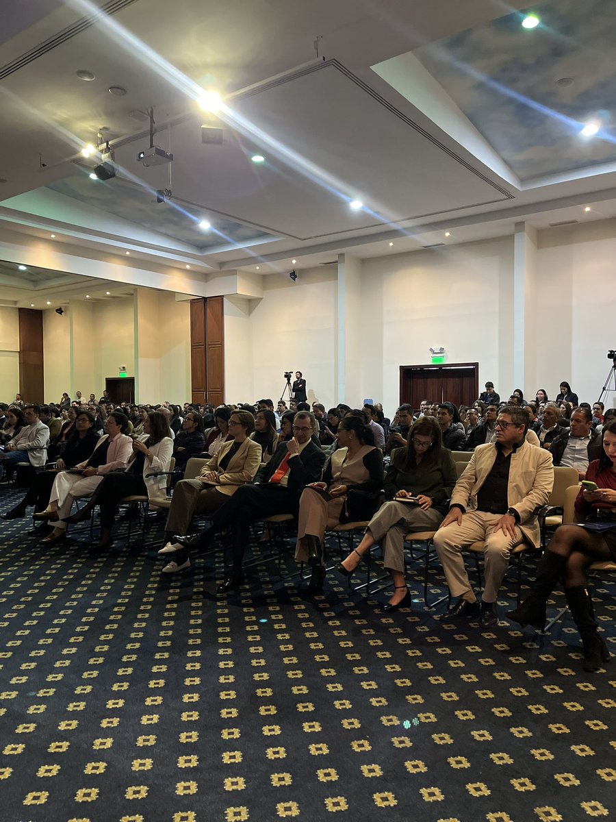 🎓 UTPL tweet media