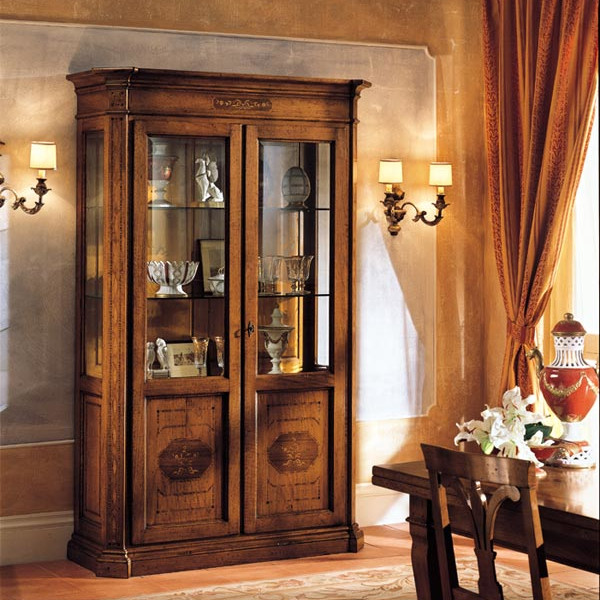 ziliomobili's tweet photo. #CollezioneTURANDOT: legno di #noce con preziosi #intarsi e finitura a #gommalacca rendono questi mobili un’opera d’arte
#TURANDOTcollection: #walnut wood with precious #inlays and #shellac finishing make this furniture a masterpiece
@ziliomobili #madeinitaly #showcase #vetrina https://t.co/8teX88oldG