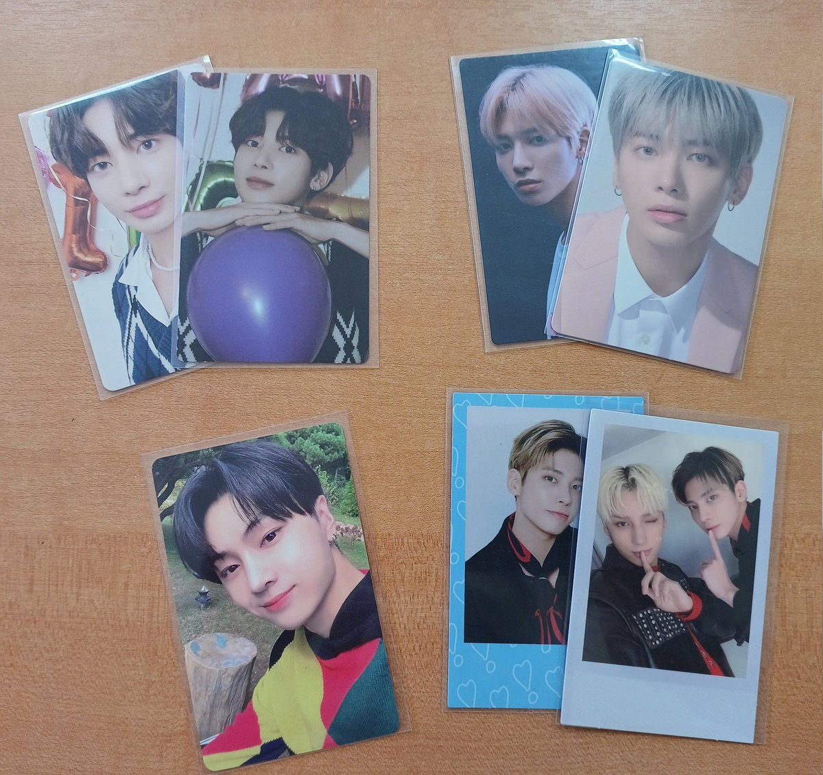 saraseong_'s tweet image. ✨️FEEDBACK POSITIVO ✨️
@tinycegs segue fazendo TUDO!!!!
Veio tudo embalado direitinho, e o processo da venda foi maravilhoso (como sempre kkk)! Obrigada pela venda incrível, eu amo comprar com você amg @tinycookies_  💗💗💗

Ainda me mandou um mimo dos meus tyunning 🤏🏻🥹