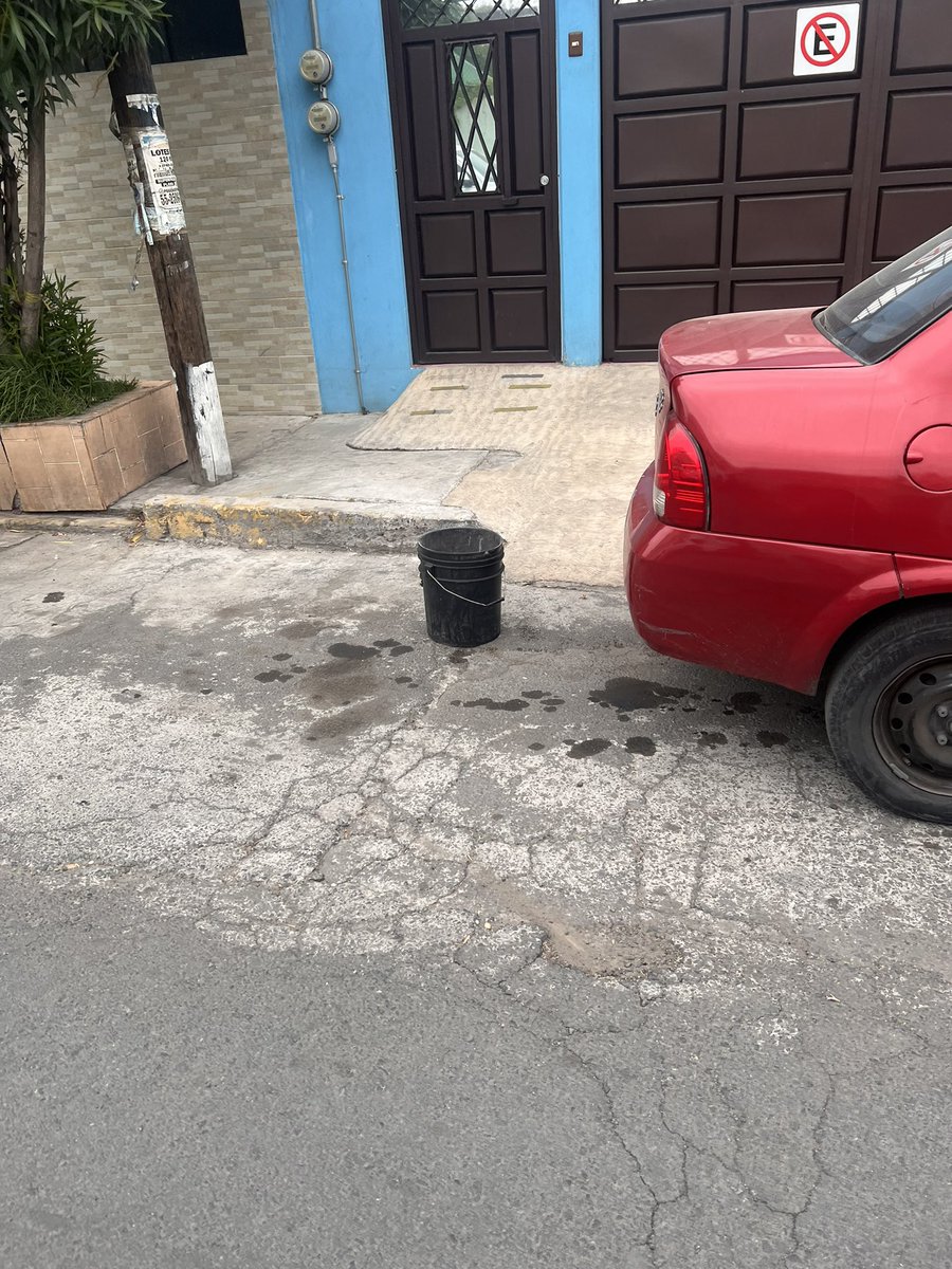 Vansjuls's tweet photo. @UCS_GCDMX por favor apoyo!! Urge operativo en colonia Santa Isabel Tola Alcaldía GAM, vecinos obstruyendo vía pública. Fotos de calle Acamapichtli pero es en toda la colonia https://t.co/wenys8l7vL