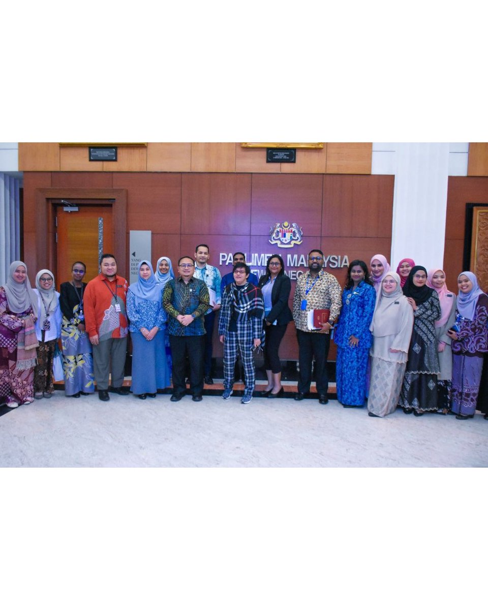 bheuu_jpm's tweet photo. Gambar sekitar bacaan kali kedua dan ketiga RUU Perlembagaan Persekutuan (Pindaan) 2025 dan RUU Perkhidmatan Parlimen 2025 di Dewan Negara hari ini. https://t.co/xRbqAsZqFn