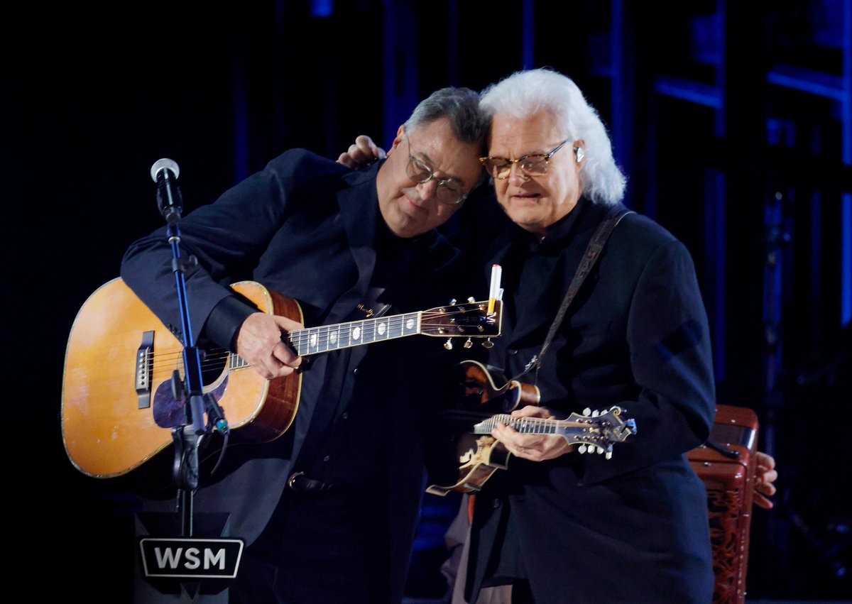 This Is About Her Son”: Vince Gill Dedicates Moving Rendition of “Go Rest High on That Mountain” to His 100-Year-Old Mom. https://t.co/D9RFnb4a5k