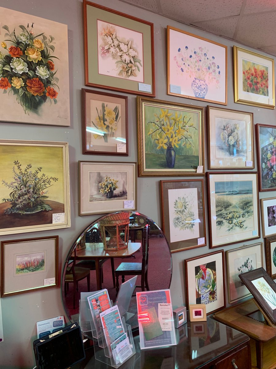 An artful afternoon - new floral wall of art available at Remake. A spring refresh for your gallery wall?