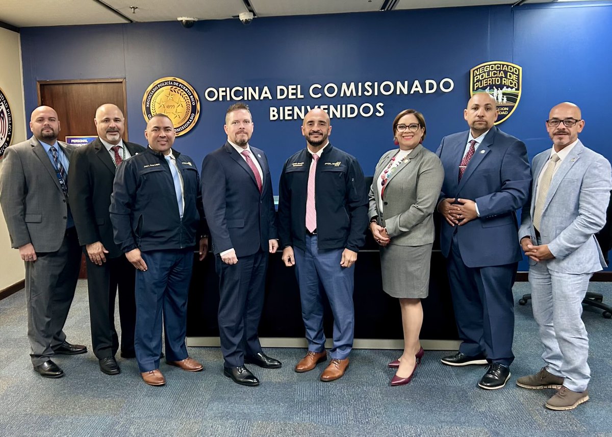 USPIS_MIA's tweet photo. ⁦@USPIS_MIA⁩ Acting Inspector in Charge Hodges meeting with ⁦@PRPDNoticias⁩ Commissioner Gonzalez to discuss our partnership, priorities and future collaboration to protect the citizens of PR and prevent the use of the nations mail system to further crime. https://t.co/lCf6qlIgBC