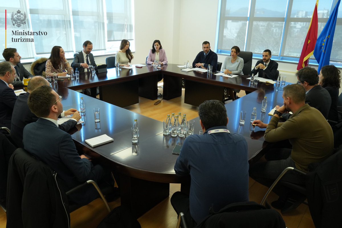 turizam_cg's tweet image. 🔷Ministar turizma Simonida Kordić sastala se sa delegacijom francuskih preduzetnika, na čelu sa generalnim direktorom MEDEF International-a Philippe Gautier-om, koji su u zvaničnoj posjeti Crnoj Gori.