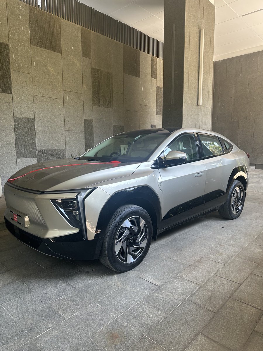 Pawan K Goenka (@goenkapk) on Twitter photo We are now proud owners of the XEV 9e. The car delivers everything it promised and more. Thank you Mahindra for creating this feature rich, tech-laden masterpiece. <a href="/MahindraRise/">Mahindra Group</a> <a href="/rajesh664/">Rajesh Jejurikar</a> We are now proud owners of the XEV 9e. The car delivers everything it promised and more. Thank you Mahindra for creating this feature rich, tech-laden masterpiece. <a href="/MahindraRise/">Mahindra Group</a> <a href="/rajesh664/">Rajesh Jejurikar</a>