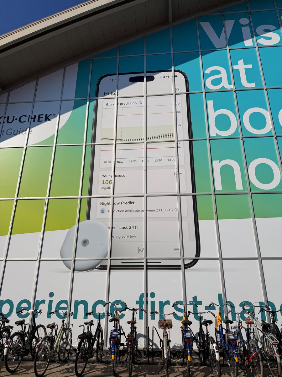 OneHealthBio's tweet image. At @ATTDconf in Amsterdam and its interesting to see @RocheDiabetes sharing their latest efforts in the 1st day symposium (500 people in audience) on 2 hour AI glucose predictions and their desire to make this a reality. One Drop had 12 hour BGM glucose forecasts in market in…