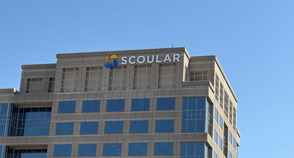 Scoular is rising high. Check out the new sign on the building where our teams in Overland Park, KS, are based. Employees there serve customers &amp; producers in key areas of our business ranging from #grain facility operations to transportation and logistics.
#agribusiness