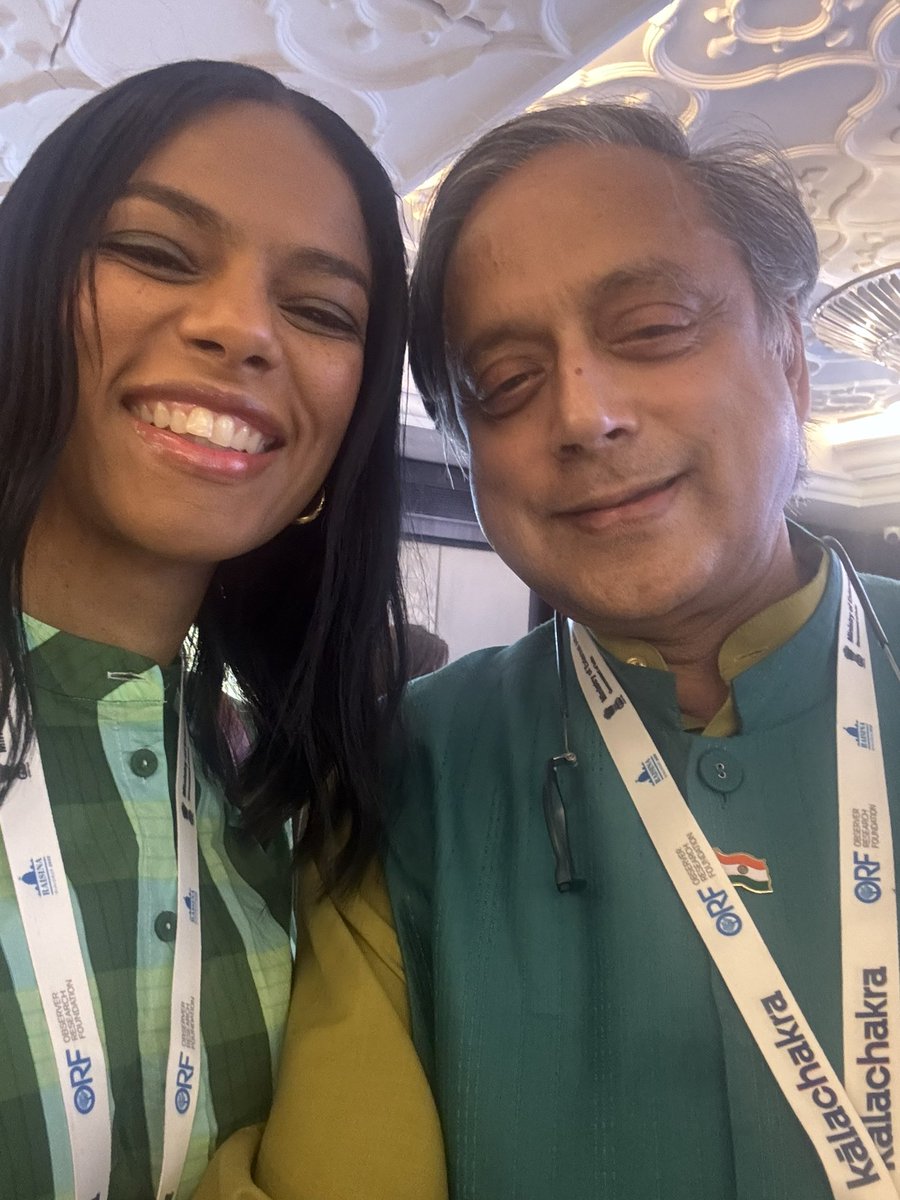 Shashi Tharoor tweet media