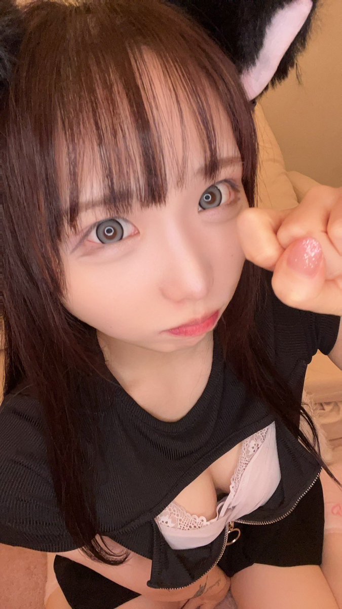 ←メディア欄におっぱいあげまくっちゃってる