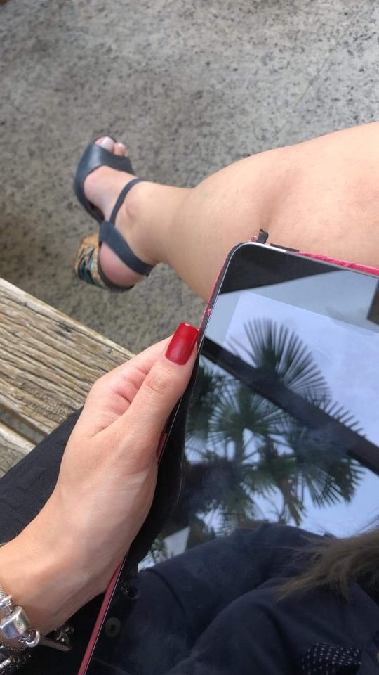 Quem curte pezinhos de casadinha puta?