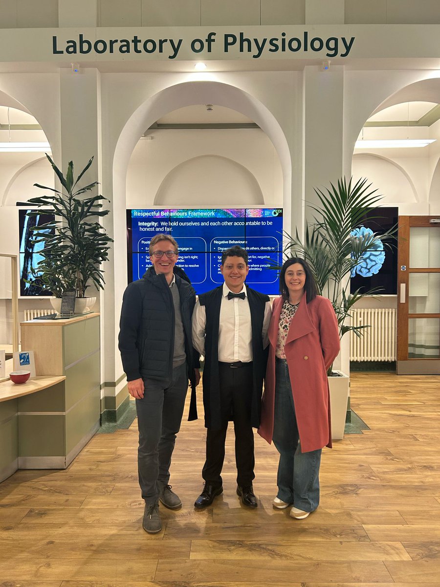 MarcosCG_95's tweet photo. Last week, I successfully defended my DPhil thesis. I’m deeply grateful to my supervisor Prof Lisa Heather and colleagues. Thank you to my examiners Prof Sedej Simon and Prof Karl Morten for the wonderful discussion. @Heatherlab_ox @OxfordDPAG https://t.co/E9o8QBpuTN