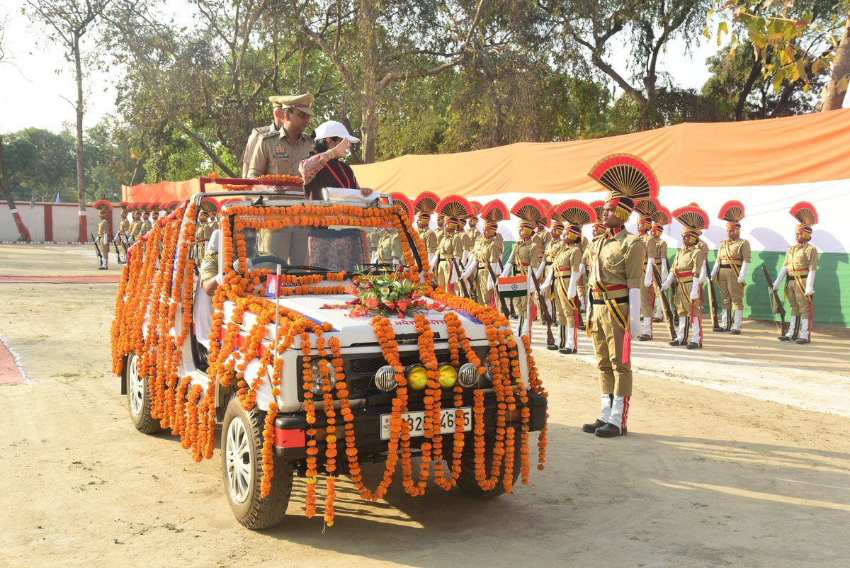 CTIPRD's tweet image. आज दिनांक 20/03/2025 को केंद्रीय प्रशिक्षण  संस्थान सरोजनीनगर में मृत/ स्थाई रूप से अपंग के  आश्रितों को अनुकम्पा के आधार पर चयन कर प्रशिक्षण देने का कार्य किया गया | 45 दिवसीय प्रशिक्षण पूर्ण होने के उपरांत दीक्षांत परेड समारोह का आयोजन  किया गया।