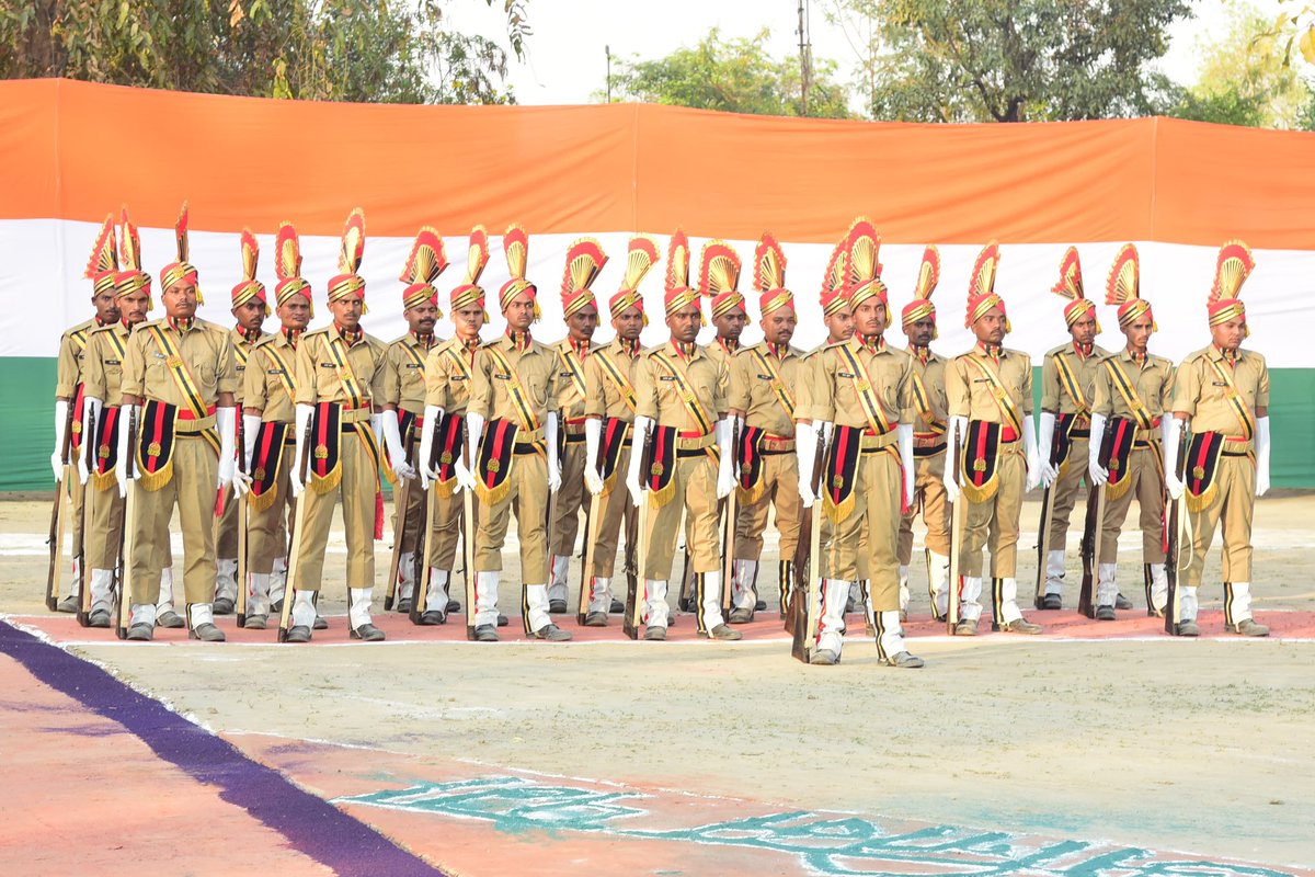 CTIPRD's tweet image. आज दिनांक 20/03/2025 को केंद्रीय प्रशिक्षण  संस्थान सरोजनीनगर में मृत/ स्थाई रूप से अपंग के  आश्रितों को अनुकम्पा के आधार पर चयन कर प्रशिक्षण देने का कार्य किया गया | 45 दिवसीय प्रशिक्षण पूर्ण होने के उपरांत दीक्षांत परेड समारोह का आयोजन  किया गया।